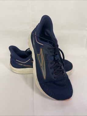 Altra Torin 6 Navy Running Sneakers with Orange Logo Trim Womens 8.5